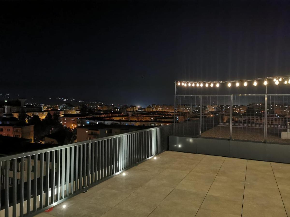 Moon Luxury Apartment - Sunset View Cluj-Napoca Eksteriør billede